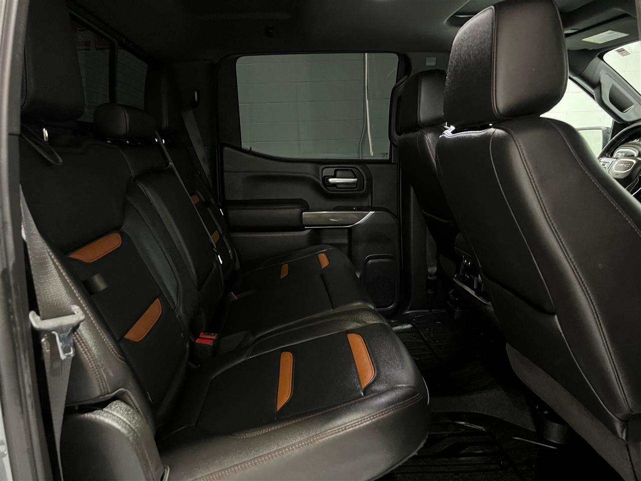 GMC Sierra 1500 AT4 Crew Cab Long Box 4WD 2019