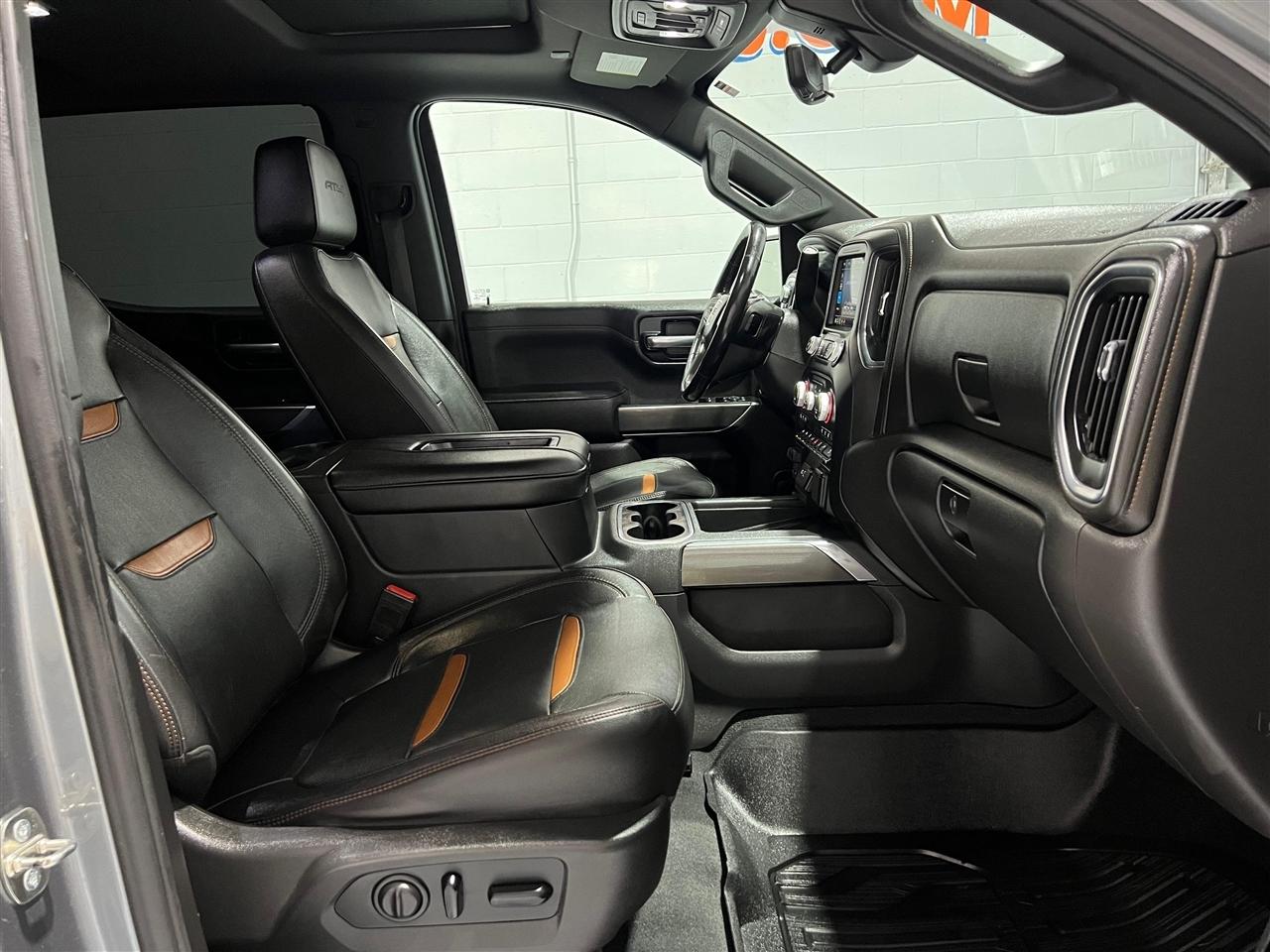 GMC Sierra 1500 AT4 Crew Cab Long Box 4WD 2019