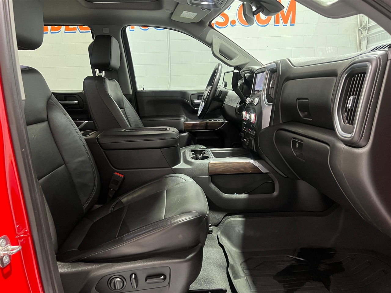 GMC Sierra 1500 SLT Crew Cab Long Box 4WD 2019