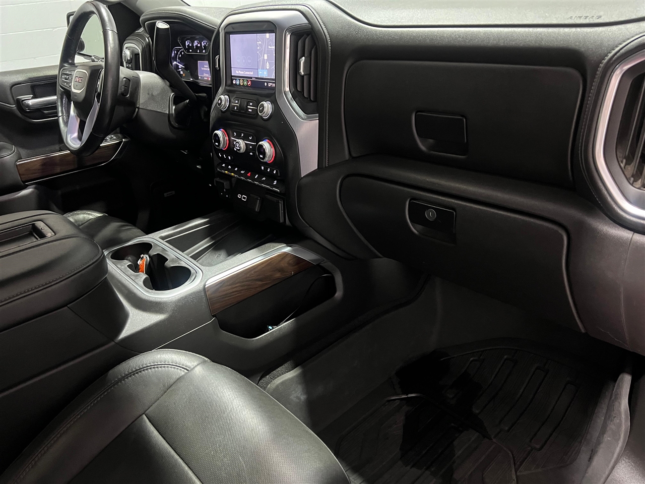 GMC Sierra 1500 SLT Crew Cab Long Box 4WD 2019