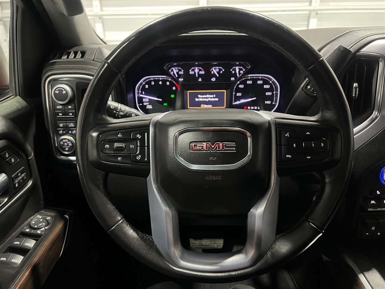 GMC Sierra 1500 SLT Crew Cab Long Box 4WD 2019