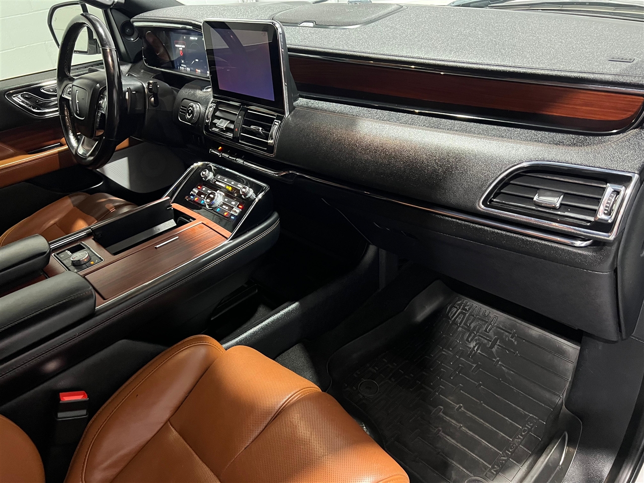 Lincoln Navigator L Reserve 4WD 2021