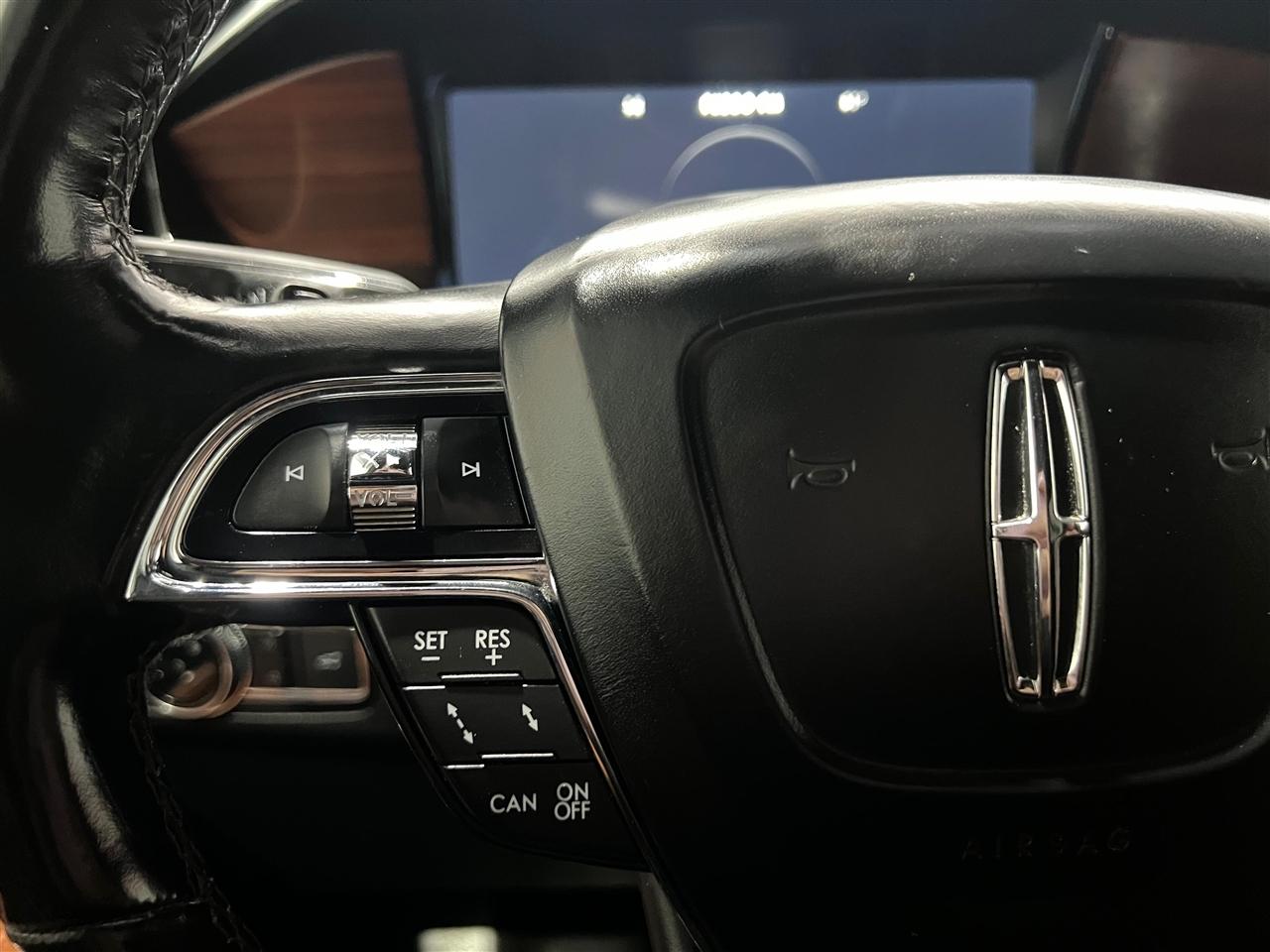 Lincoln Navigator L Reserve 4WD 2021