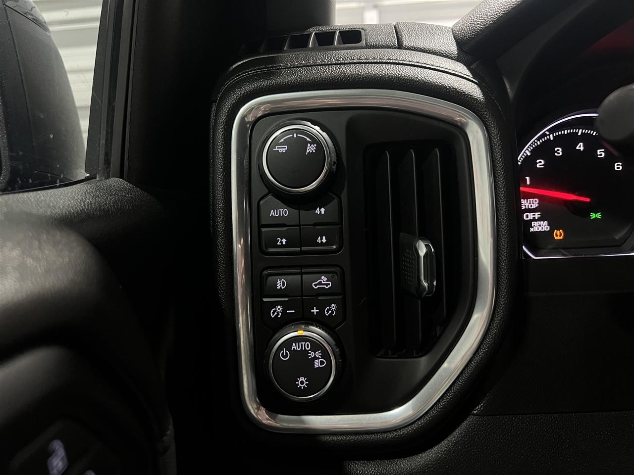 Chevrolet Silverado 1500 RST Crew Cab 4WD 2019