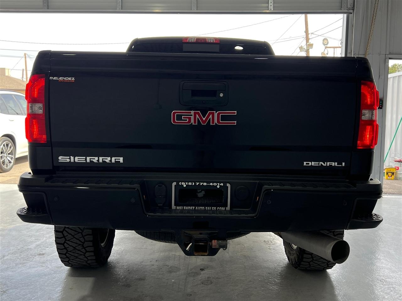 GMC Sierra 2500HD Denali Crew Cab 4WD 2018
