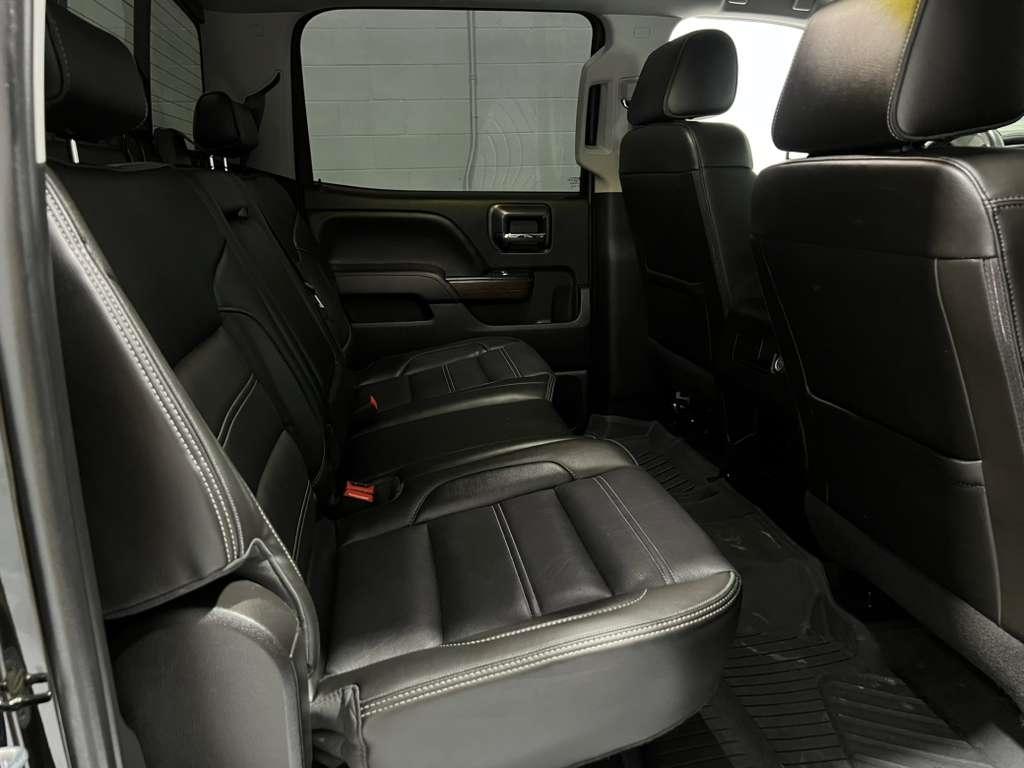 GMC Sierra 2500HD Denali Crew Cab 4WD 2018