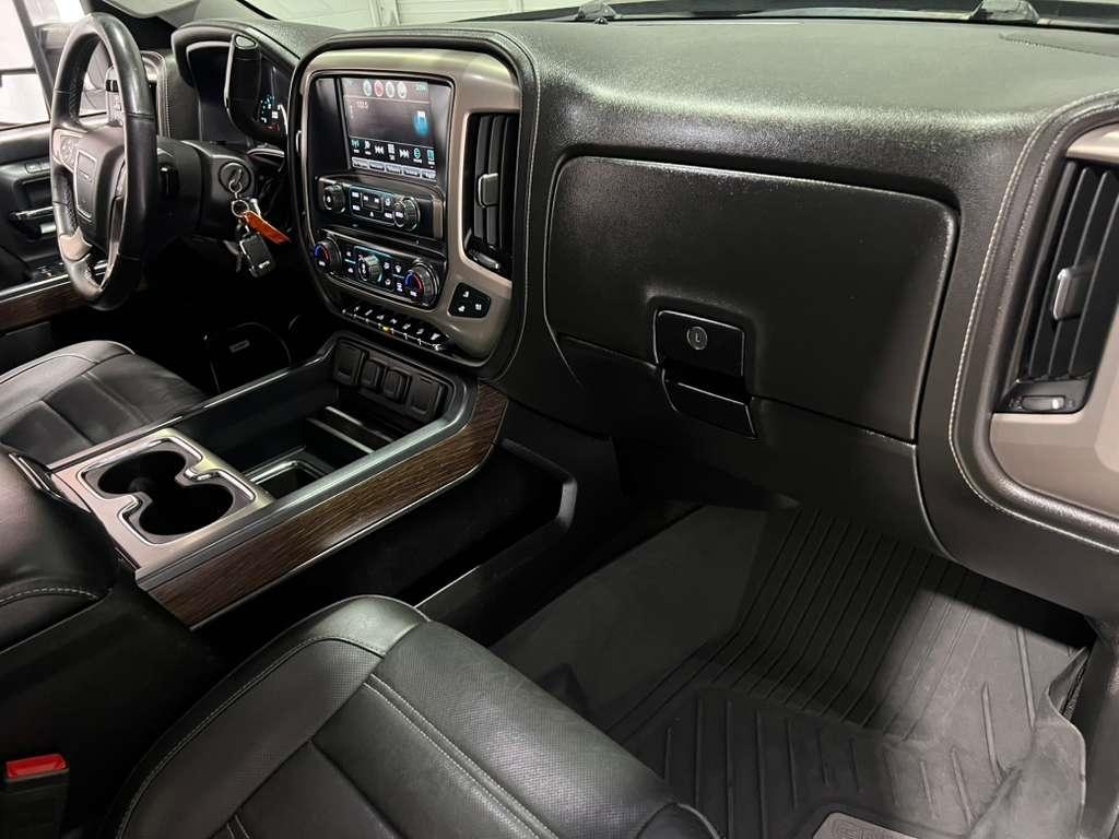 GMC Sierra 2500HD Denali Crew Cab 4WD 2018