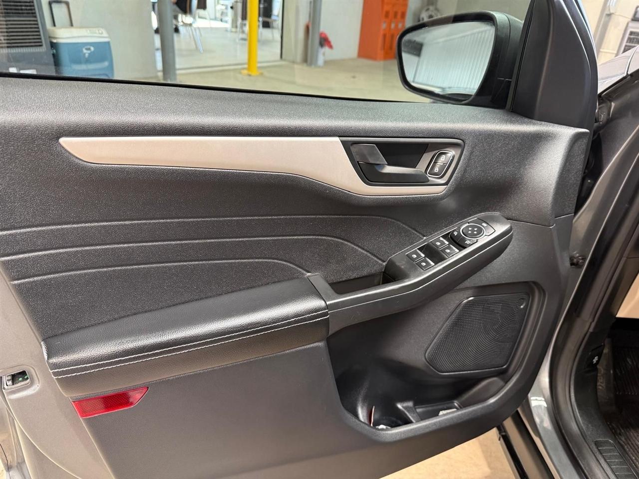 Ford Escape SE AWD 2022