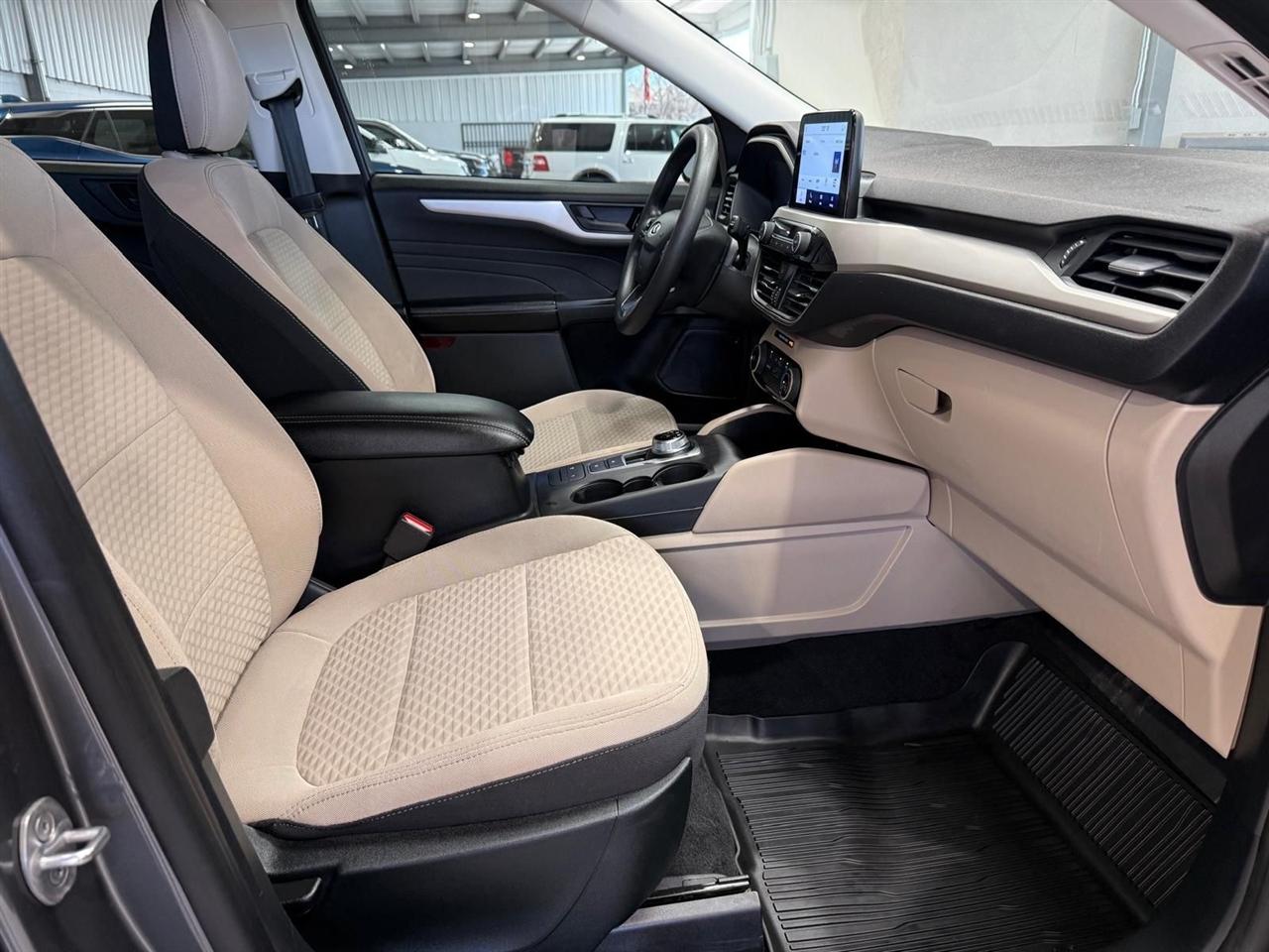 Ford Escape SE AWD 2022