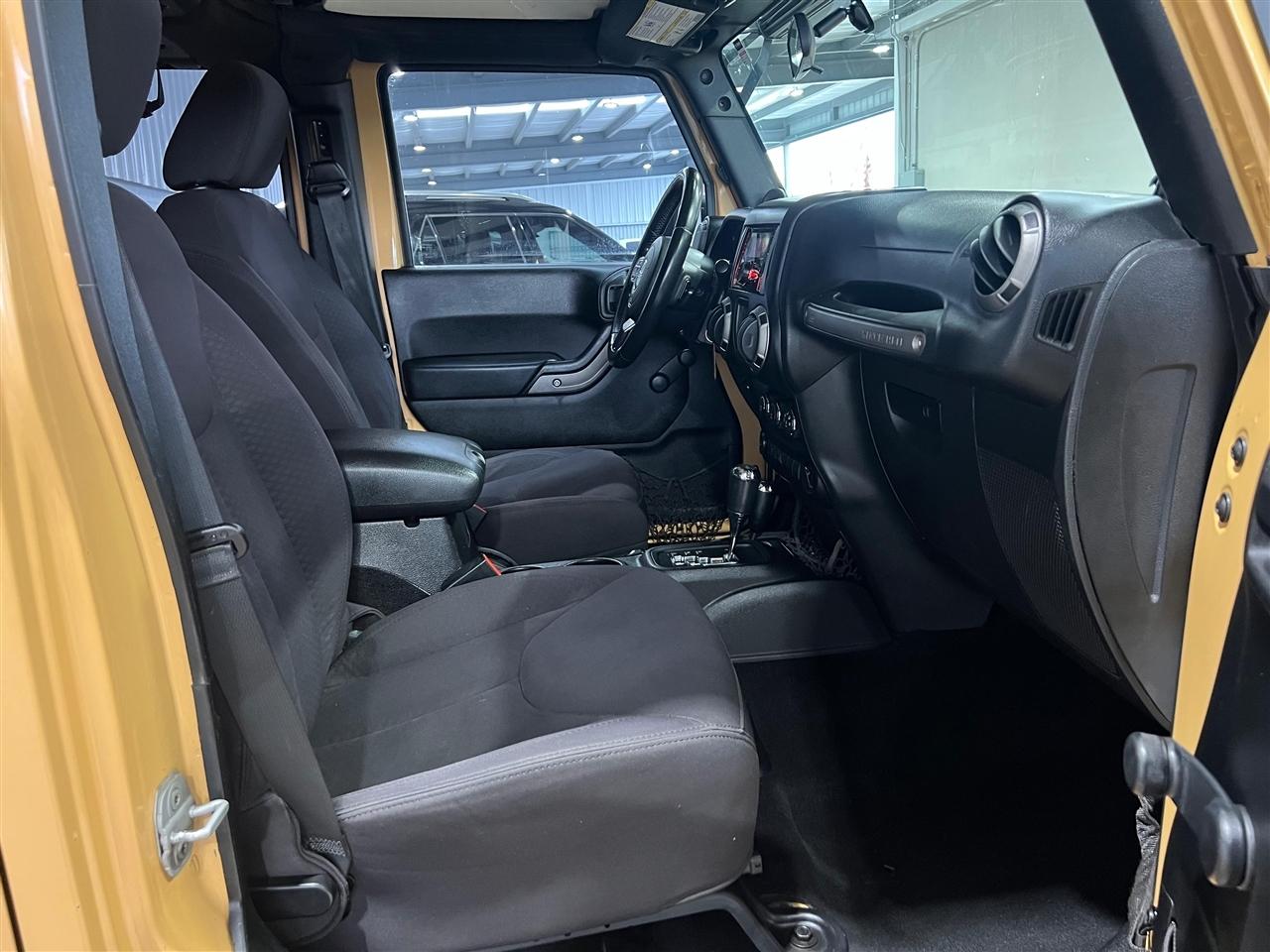 Jeep Wrangler Unlimited Sport 4WD 2013