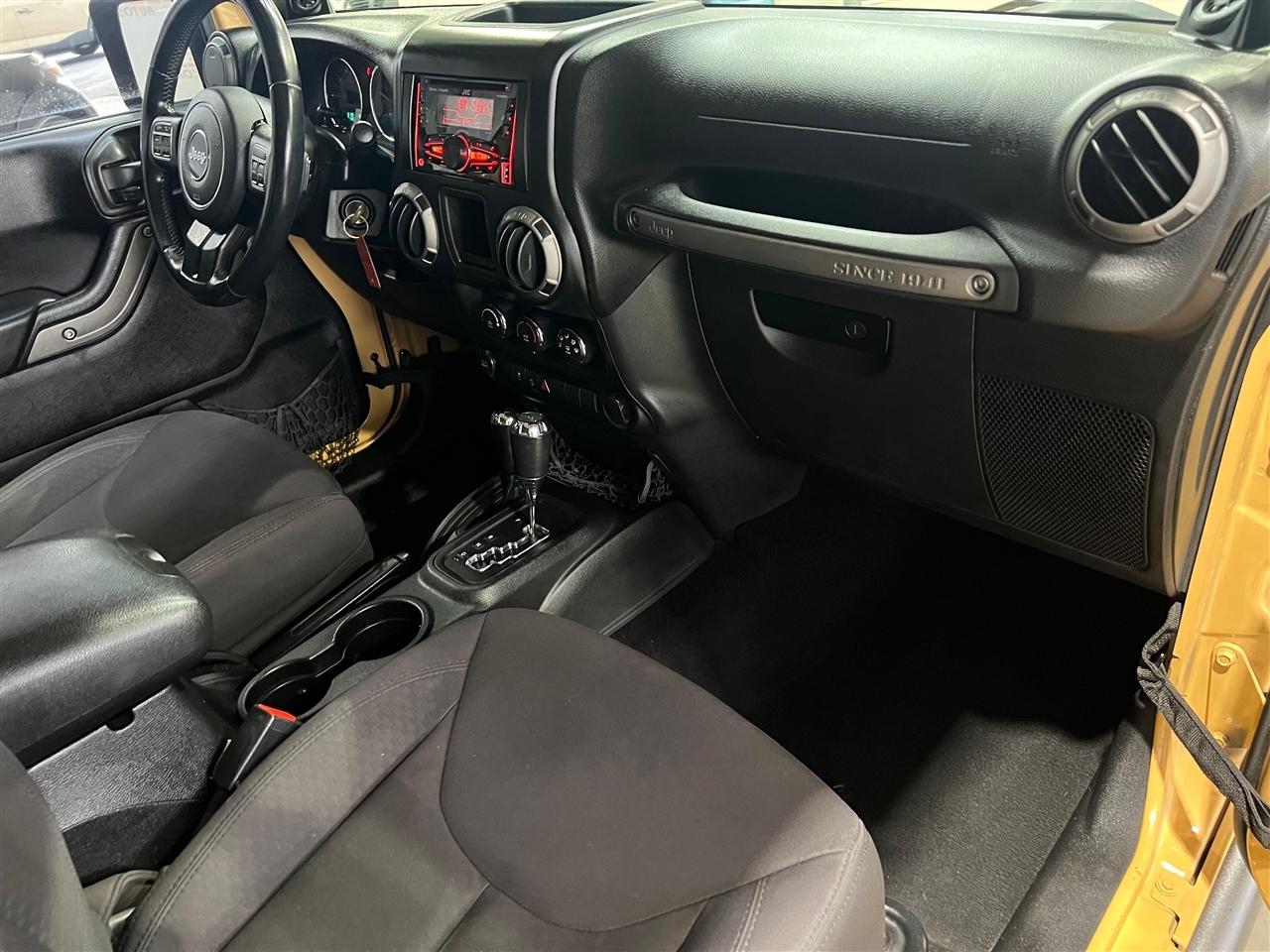 Jeep Wrangler Unlimited Sport 4WD 2013