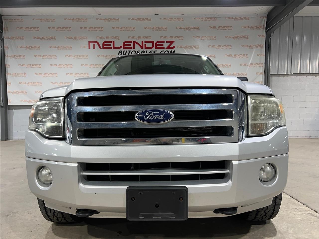 Ford Expedition XLT 4WD 2013