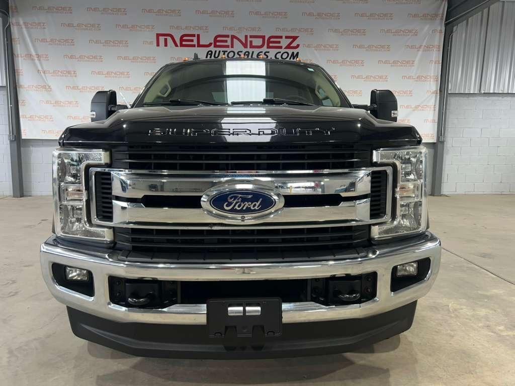 Ford F-350 SD XLT Crew Cab Long Bed DRW 4WD 2019