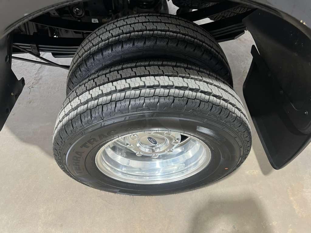 Ford F-350 SD XLT Crew Cab Long Bed DRW 4WD 2019