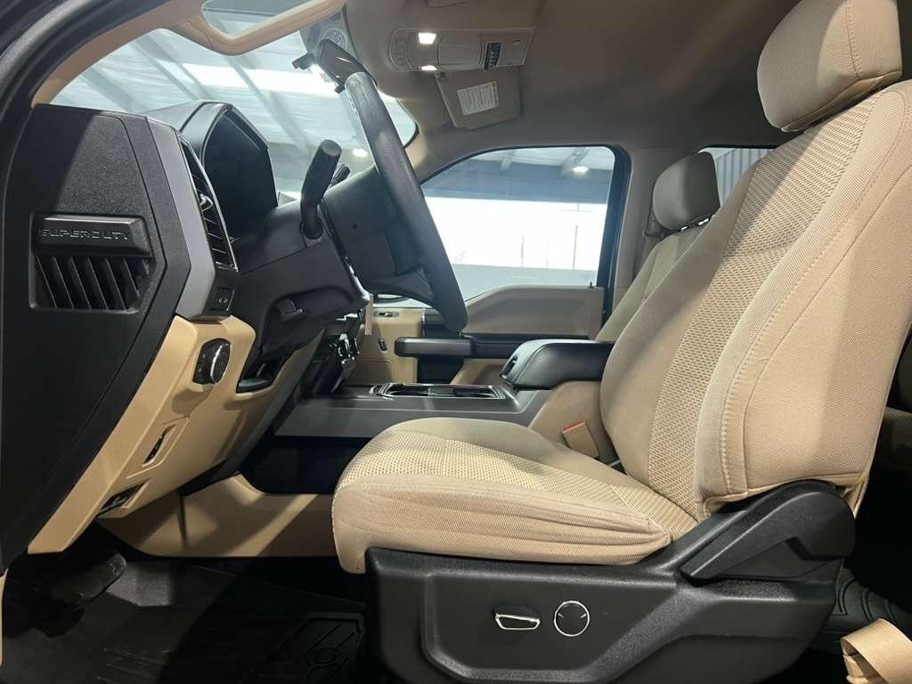 Ford F-350 SD XLT Crew Cab Long Bed DRW 4WD 2019