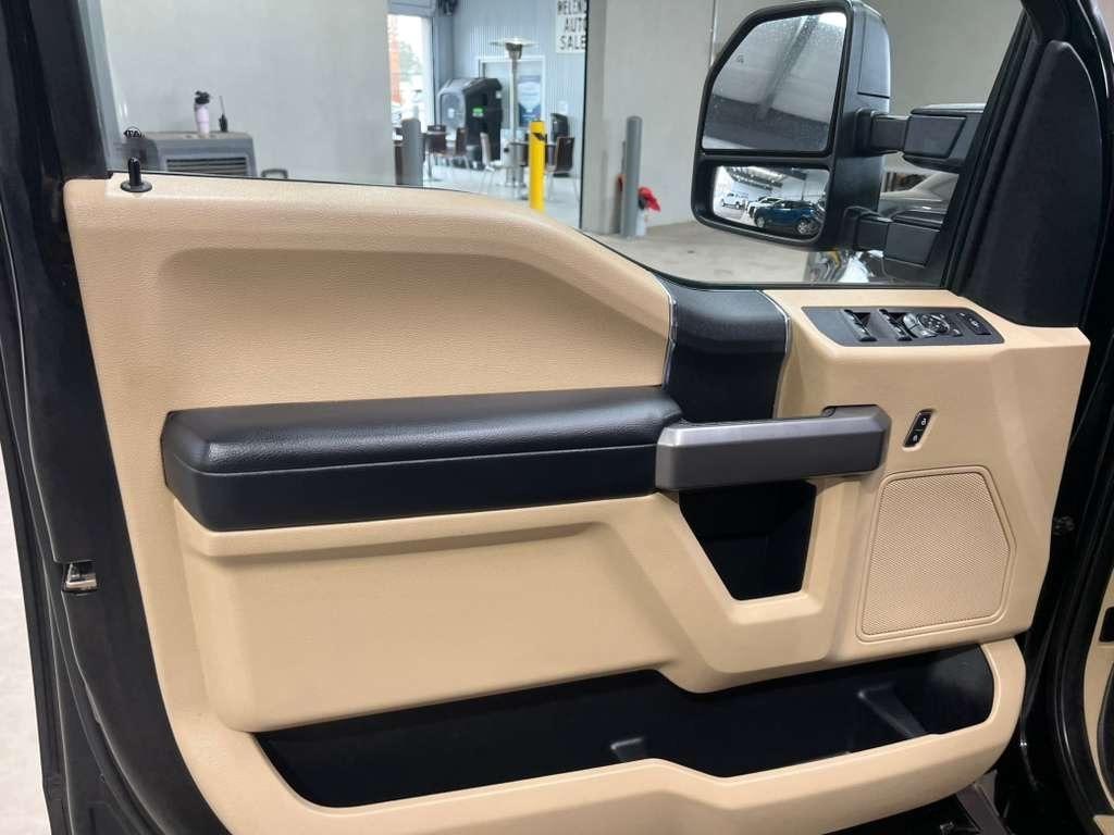 Ford F-350 SD XLT Crew Cab Long Bed DRW 4WD 2019