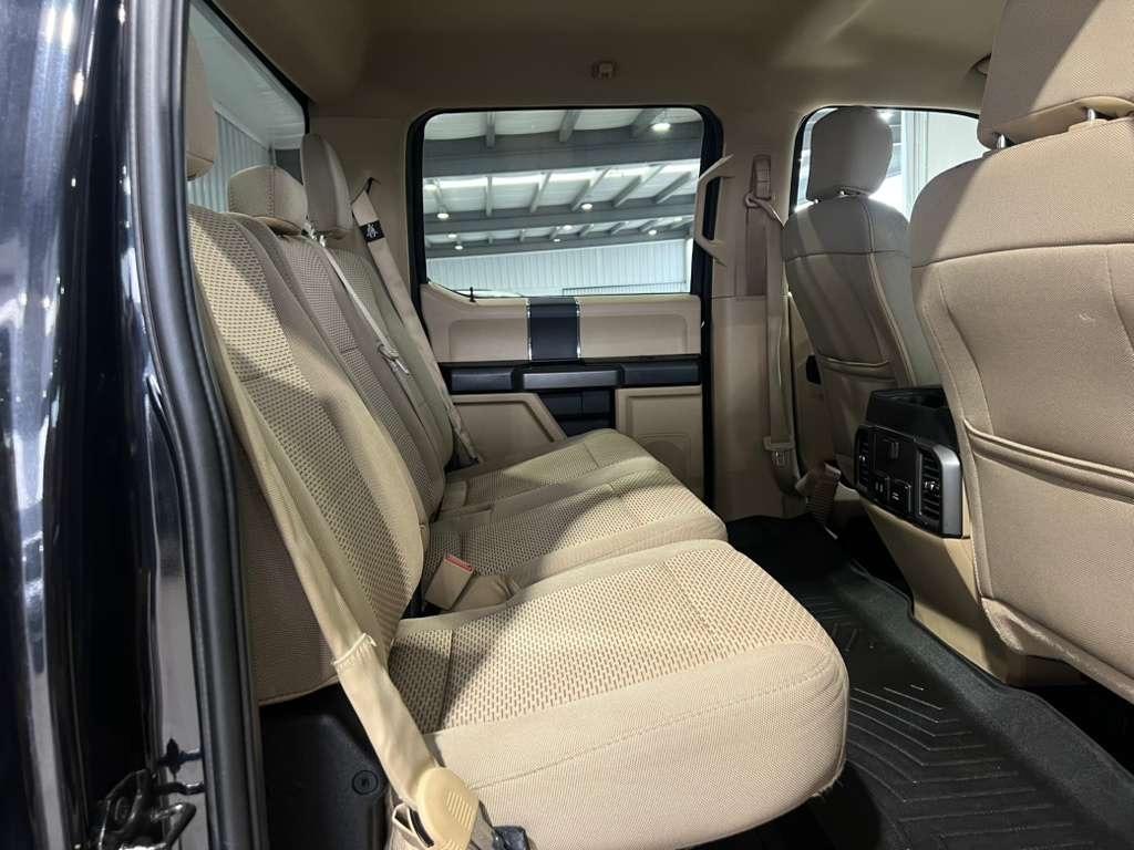 Ford F-350 SD XLT Crew Cab Long Bed DRW 4WD 2019