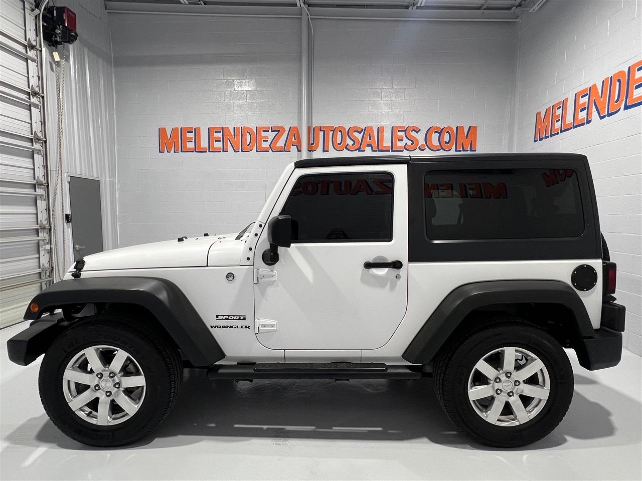 Jeep Wrangler Sport 4WD 2014