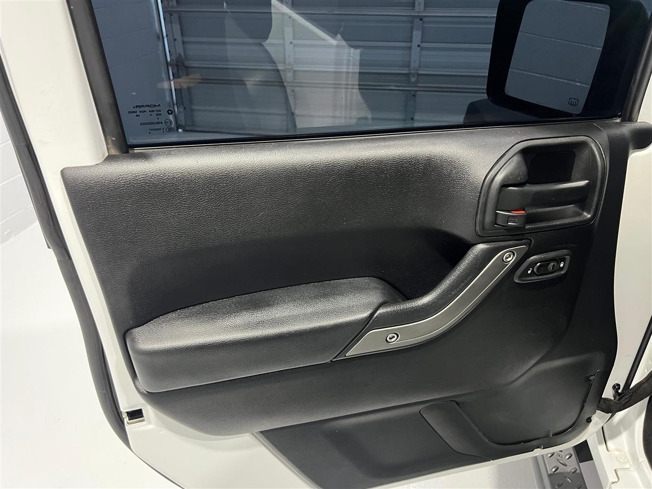 Jeep Wrangler Sport 4WD 2014