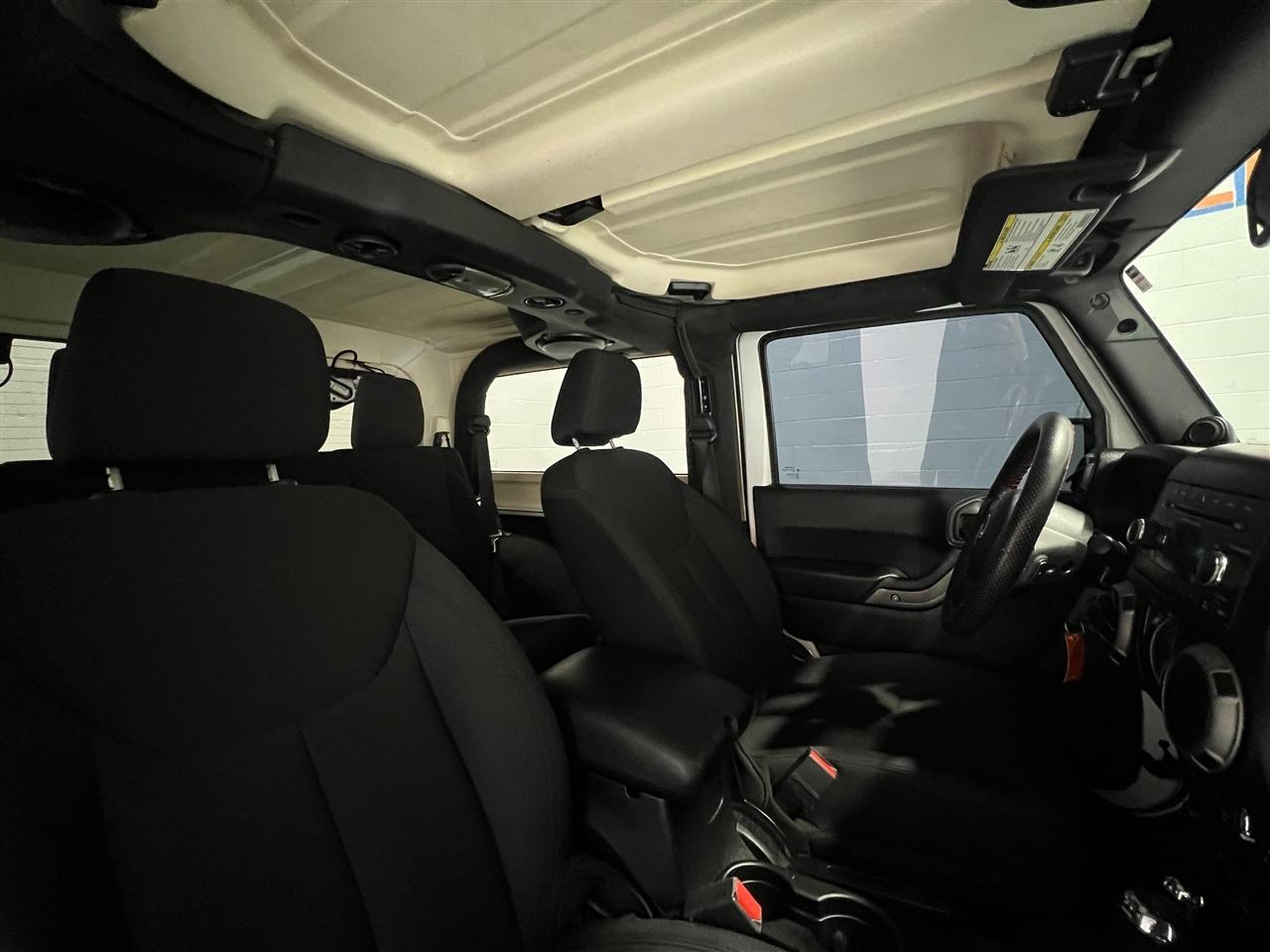 Jeep Wrangler Sport 4WD 2014