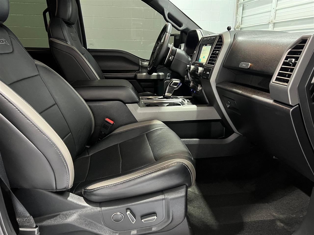 Ford F-150 Raptor SuperCrew 4WD 2018