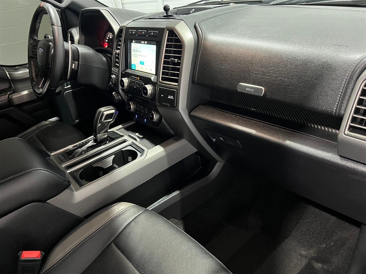 Ford F-150 Raptor SuperCrew 4WD 2018