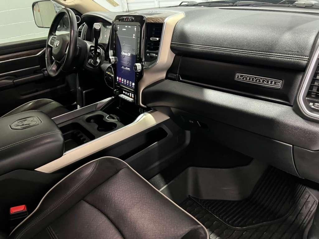 RAM 3500 Laramie Crew Cab LWB 4WD DRW 2021