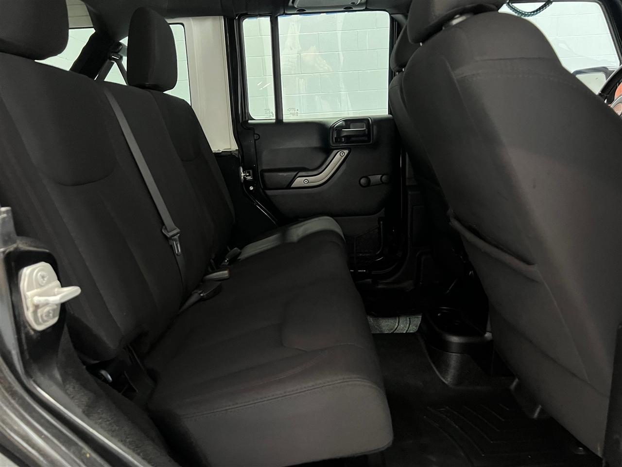 Jeep Wrangler Unlimited Sport 4WD 2015