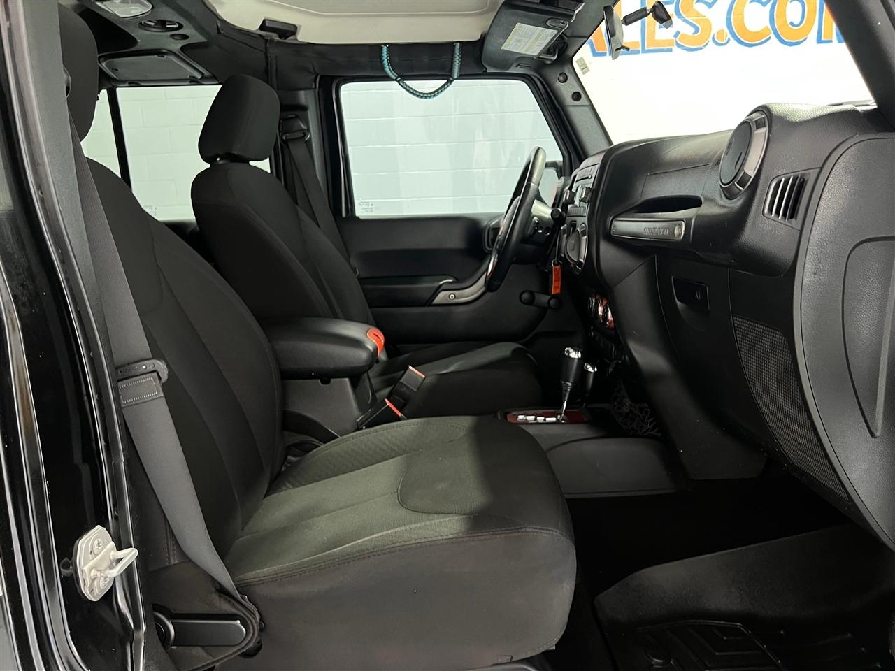 Jeep Wrangler Unlimited Sport 4WD 2015