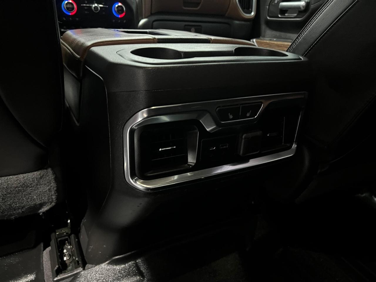 Chevrolet Silverado 1500 High Country Crew Cab 4WD 2019