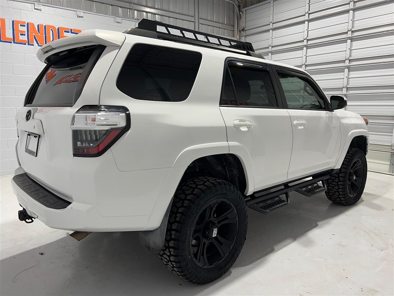Toyota 4Runner SR5 4WD 2016