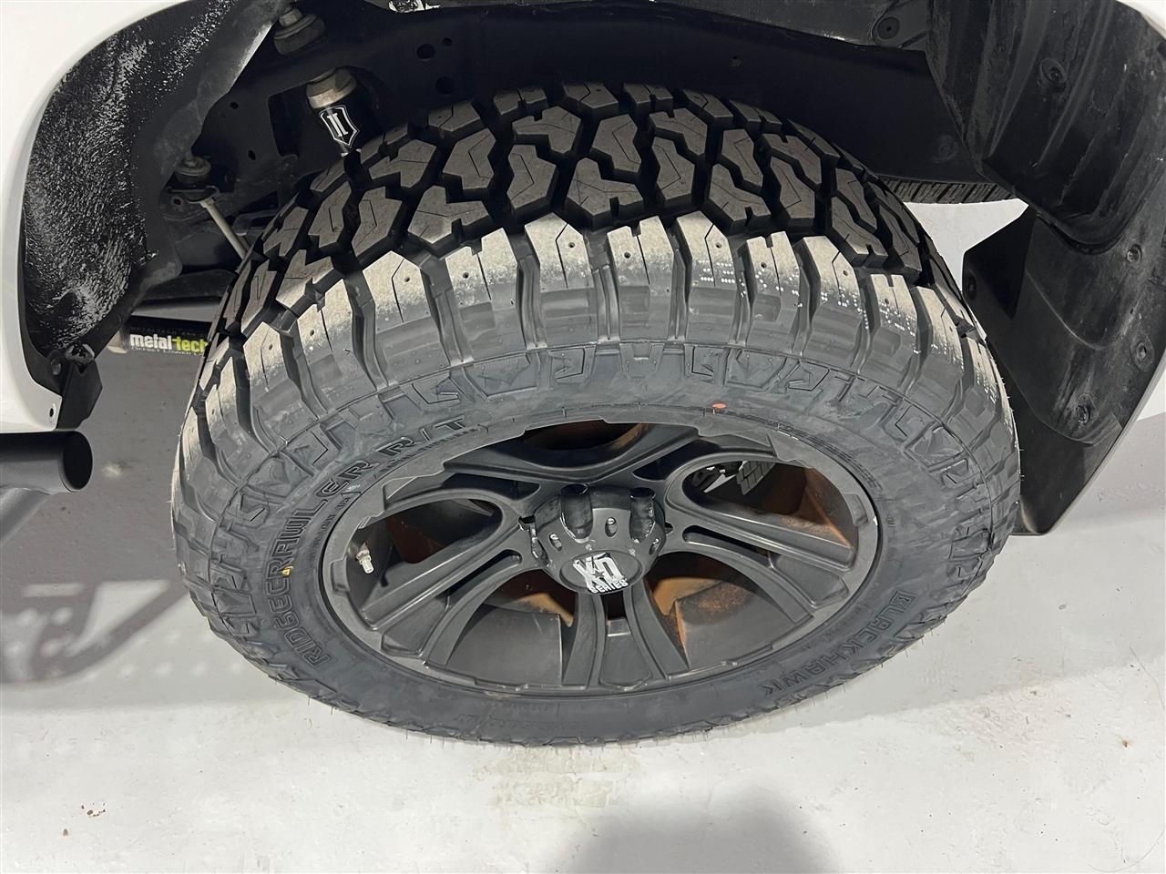 Toyota 4Runner SR5 4WD 2016