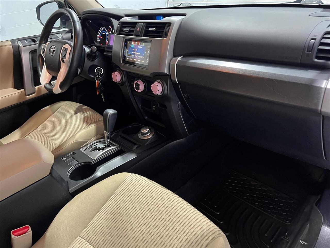 Toyota 4Runner SR5 4WD 2016