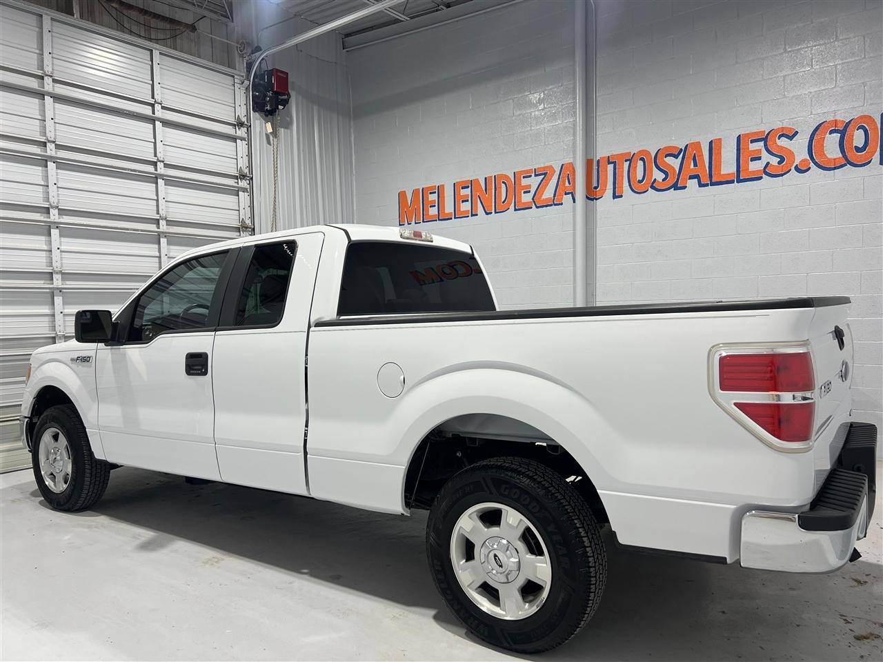 Ford F-150 XLT SuperCab 8-ft. Bed 2WD 2014