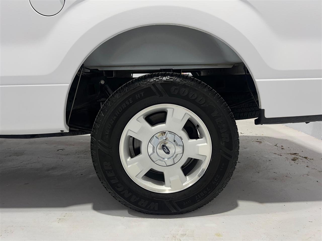 Ford F-150 XLT SuperCab 8-ft. Bed 2WD 2014