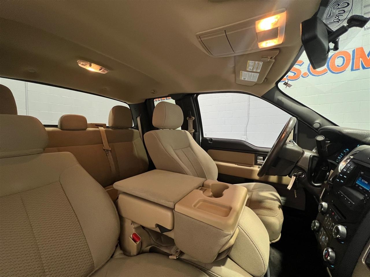 Ford F-150 XLT SuperCab 8-ft. Bed 2WD 2014