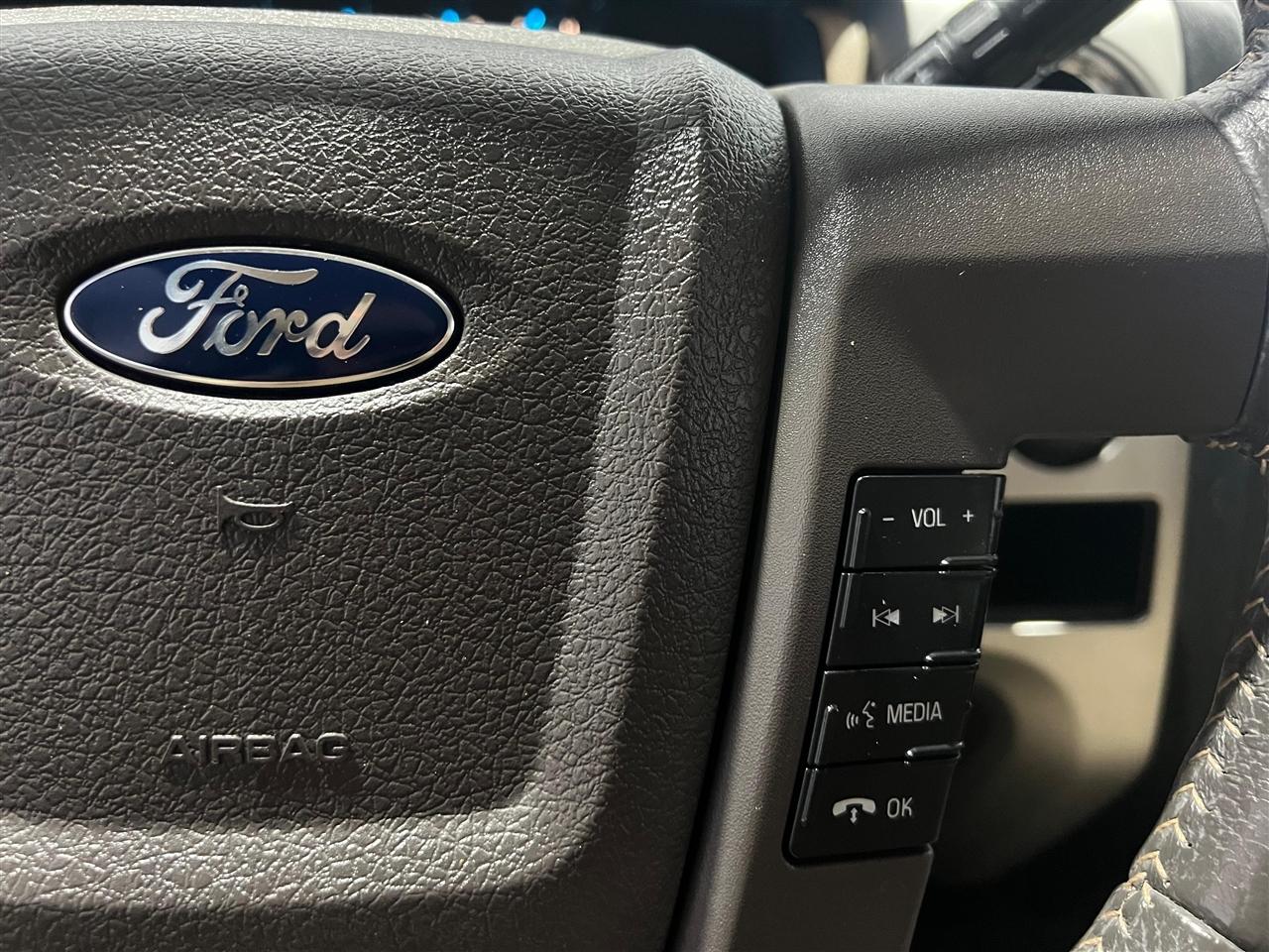 Ford F-150 XLT SuperCab 8-ft. Bed 2WD 2014