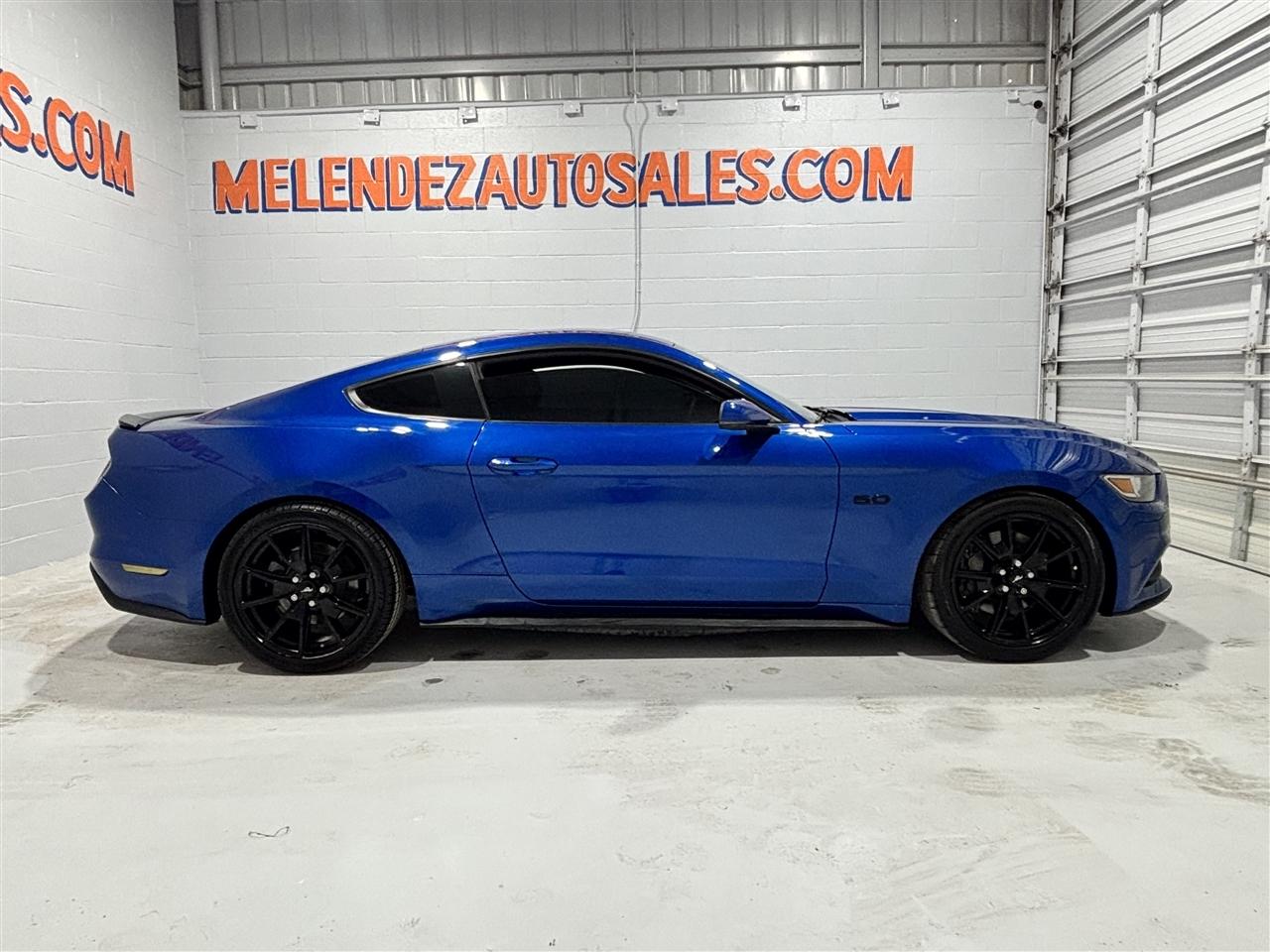 Ford Mustang GT Premium Coupe 2017