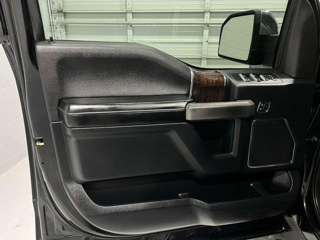 Ford F-150 Platinum SuperCrew 6.5-ft. Bed 4WD 2015