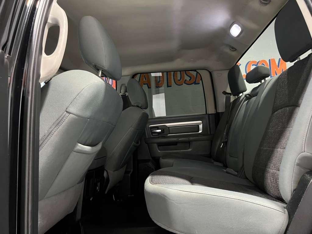 RAM 2500 SLT Crew Cab SWB 4WD 2014