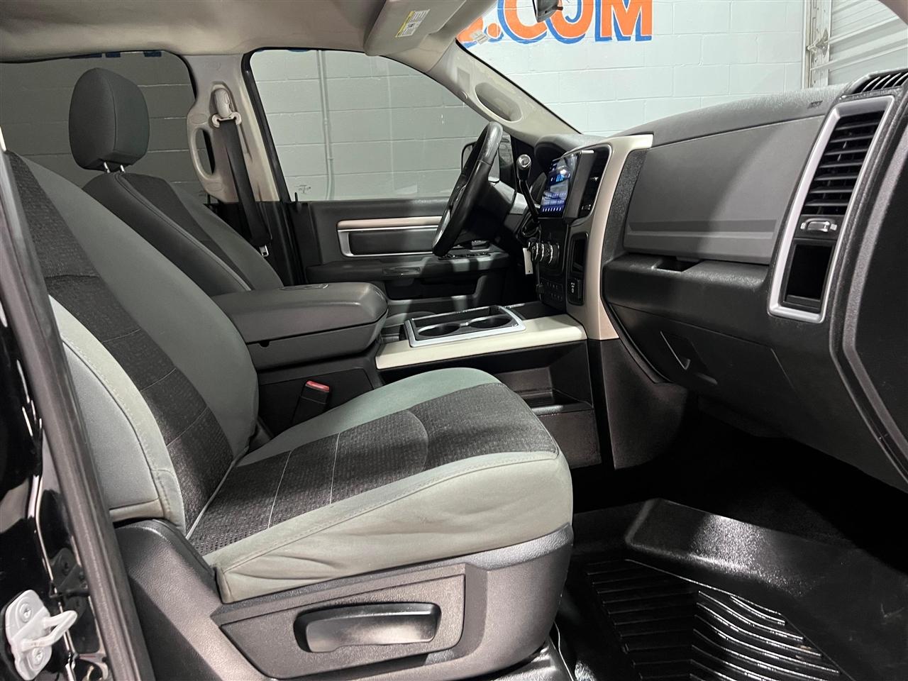 RAM 2500 SLT Crew Cab SWB 4WD 2014