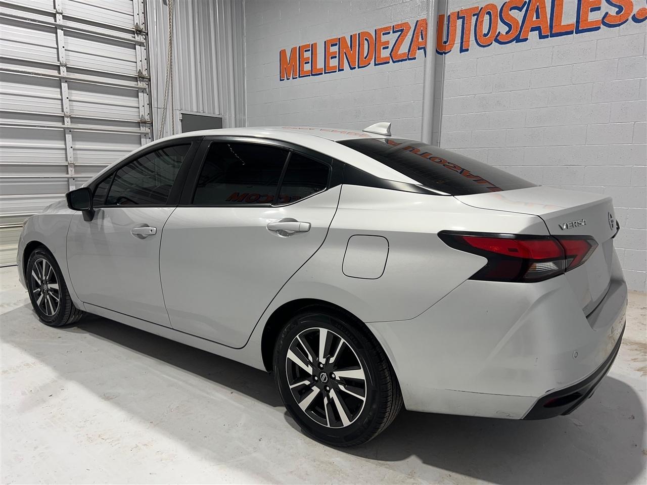 Nissan Versa SV 2021