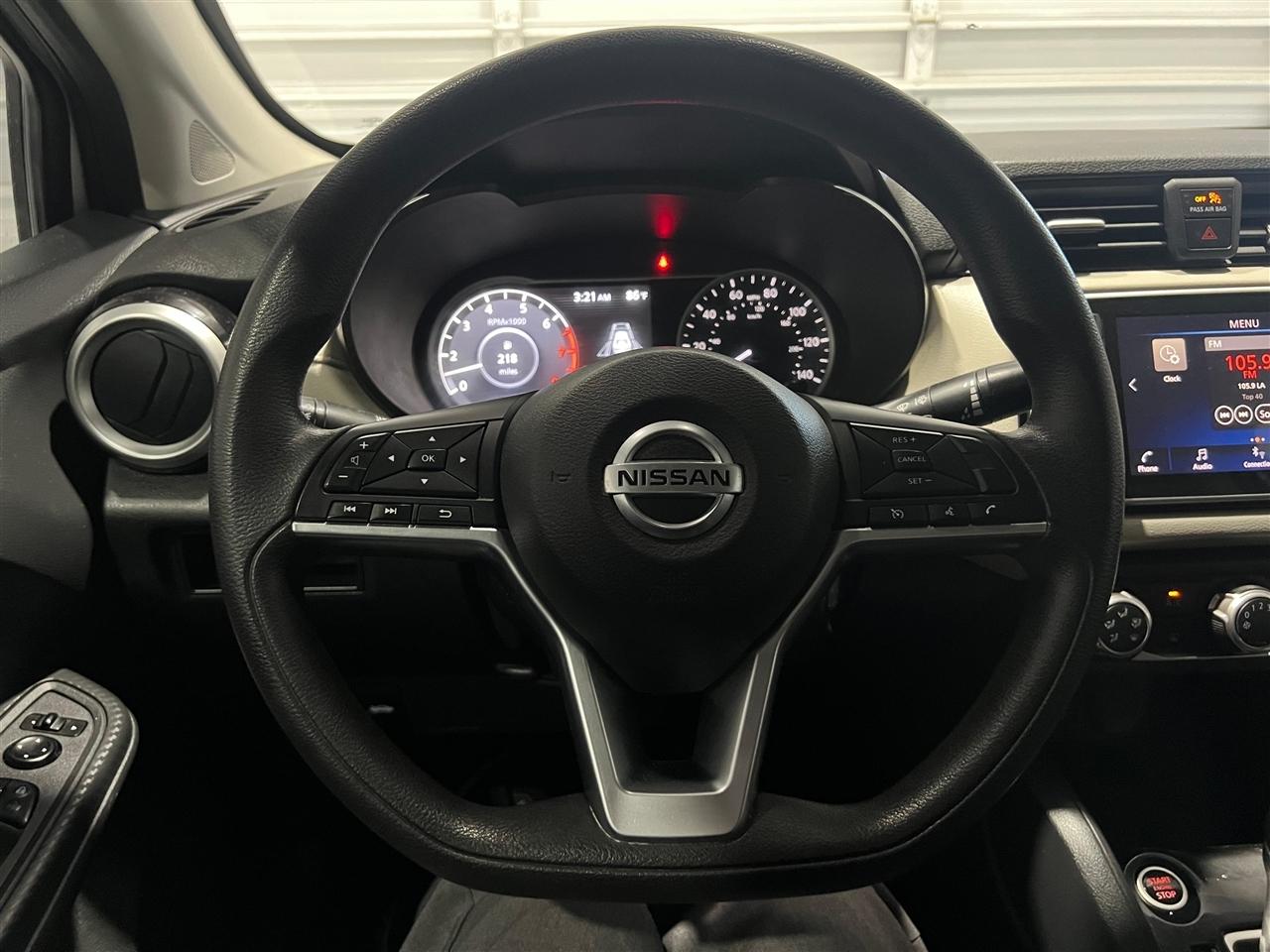 Nissan Versa SV 2021