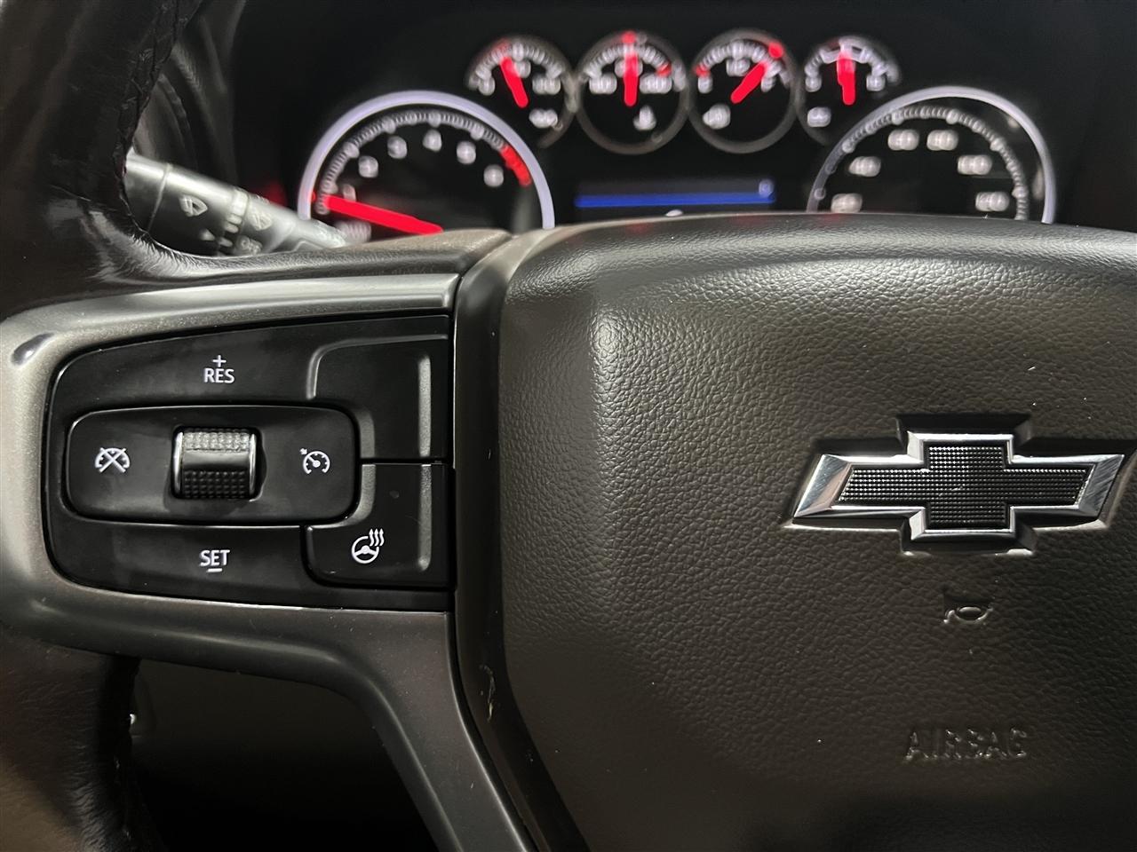 Chevrolet Silverado 1500 RST Crew Cab 4WD 2021