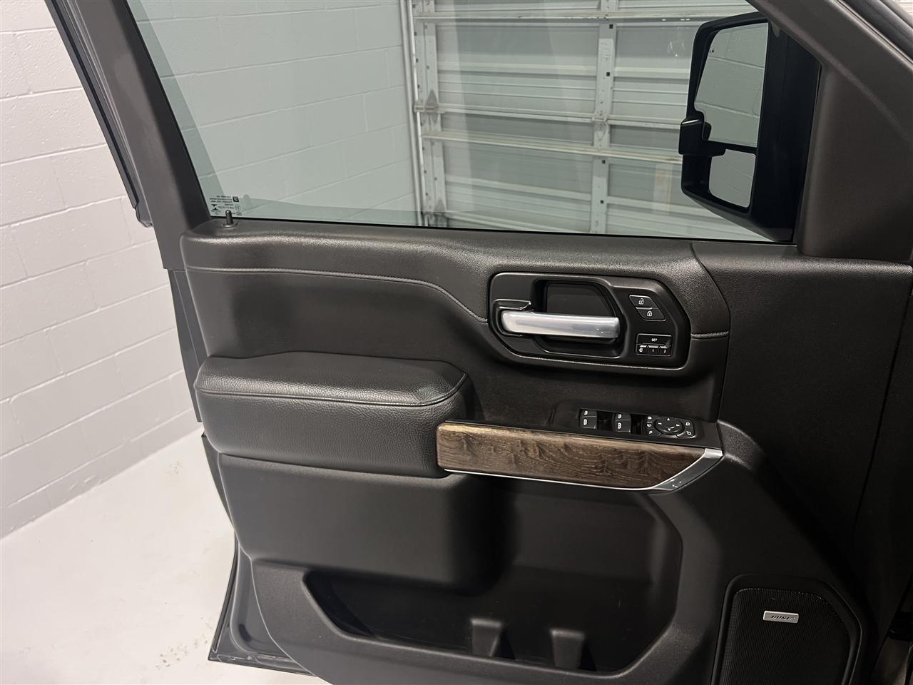 GMC Sierra 2500HD Denali Crew Cab 4WD 2021