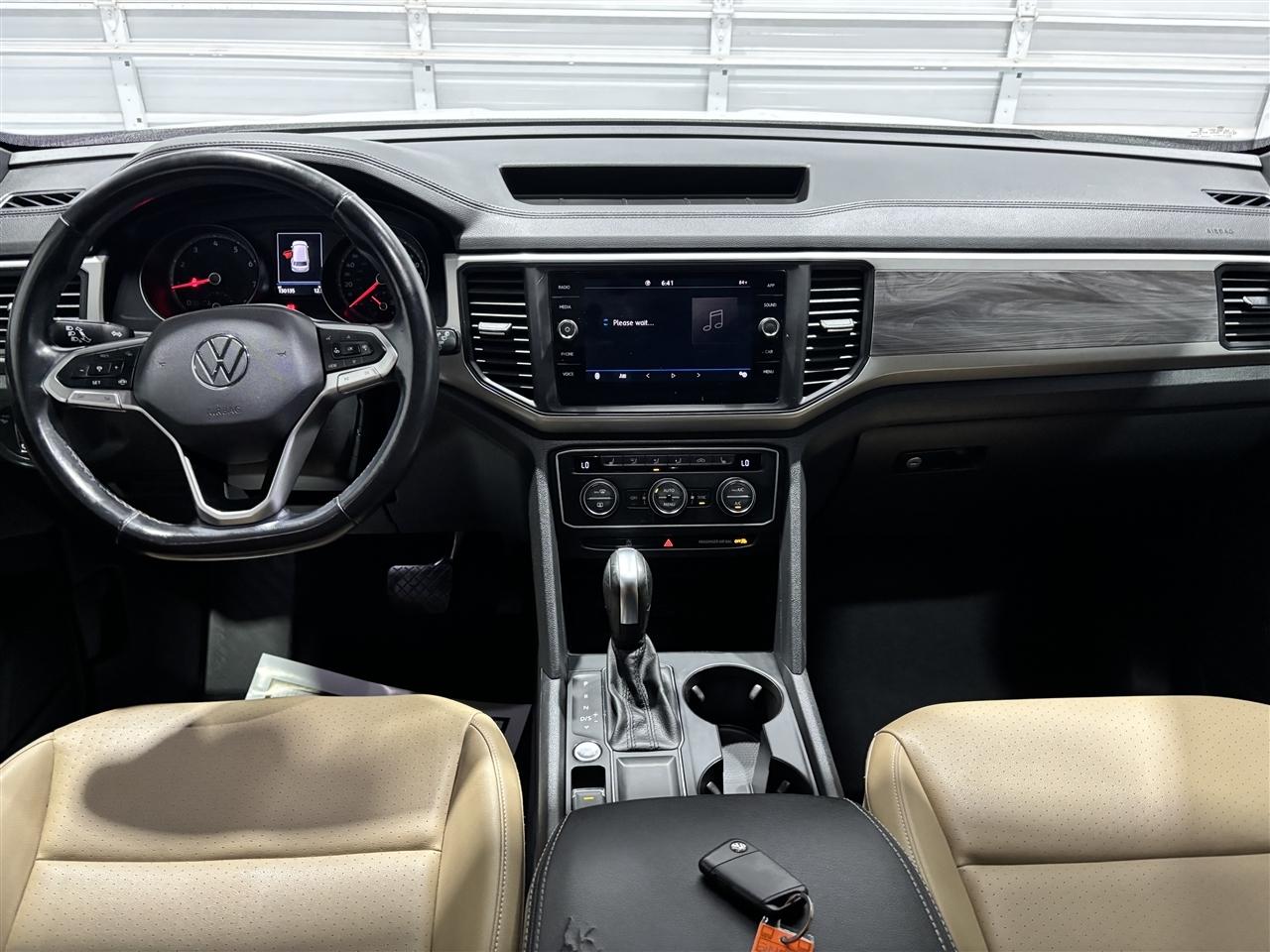 Volkswagen Atlas Cross Sport V6 SE w/Technology 2020