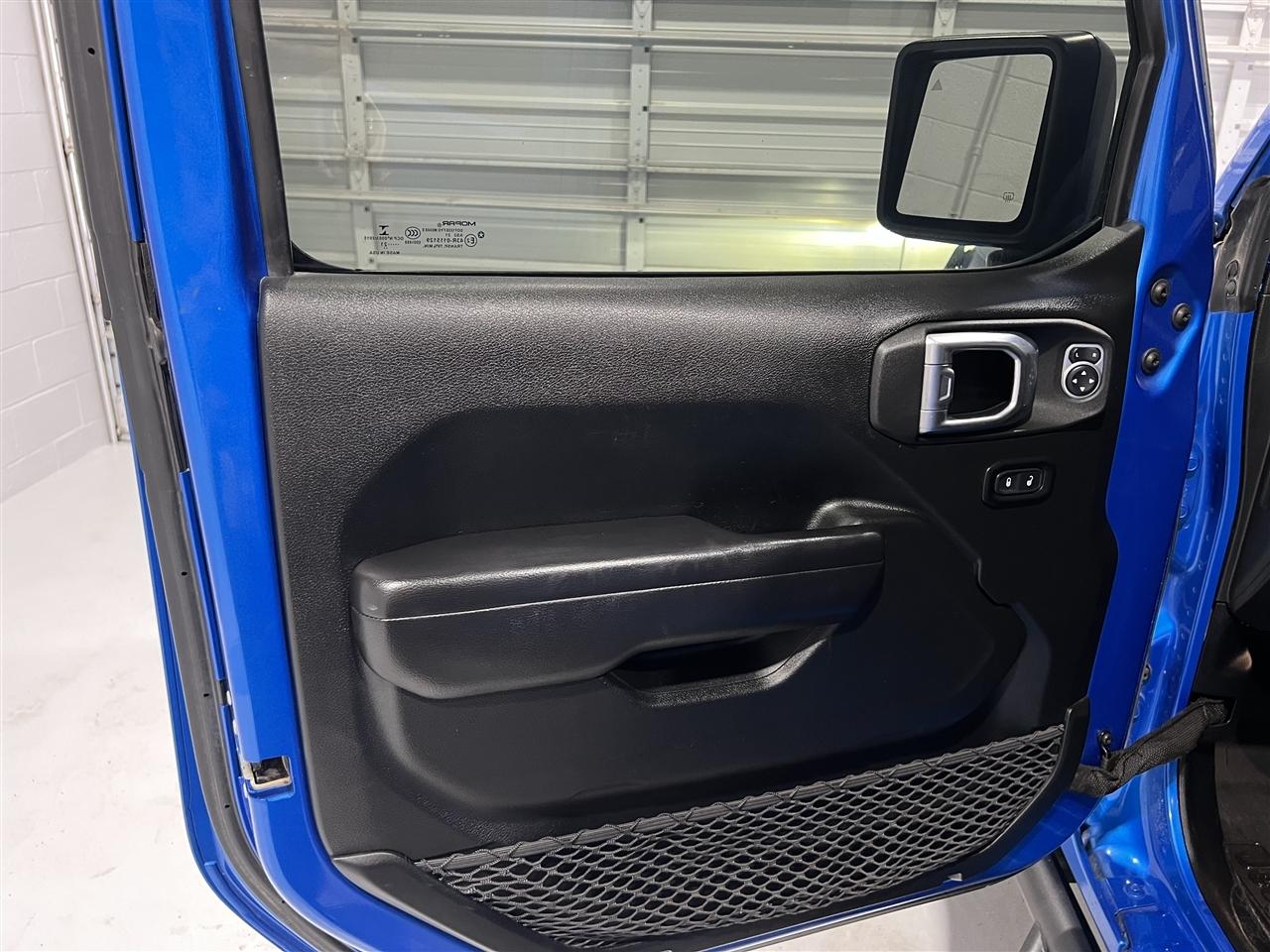 Jeep Gladiator Sport 2021