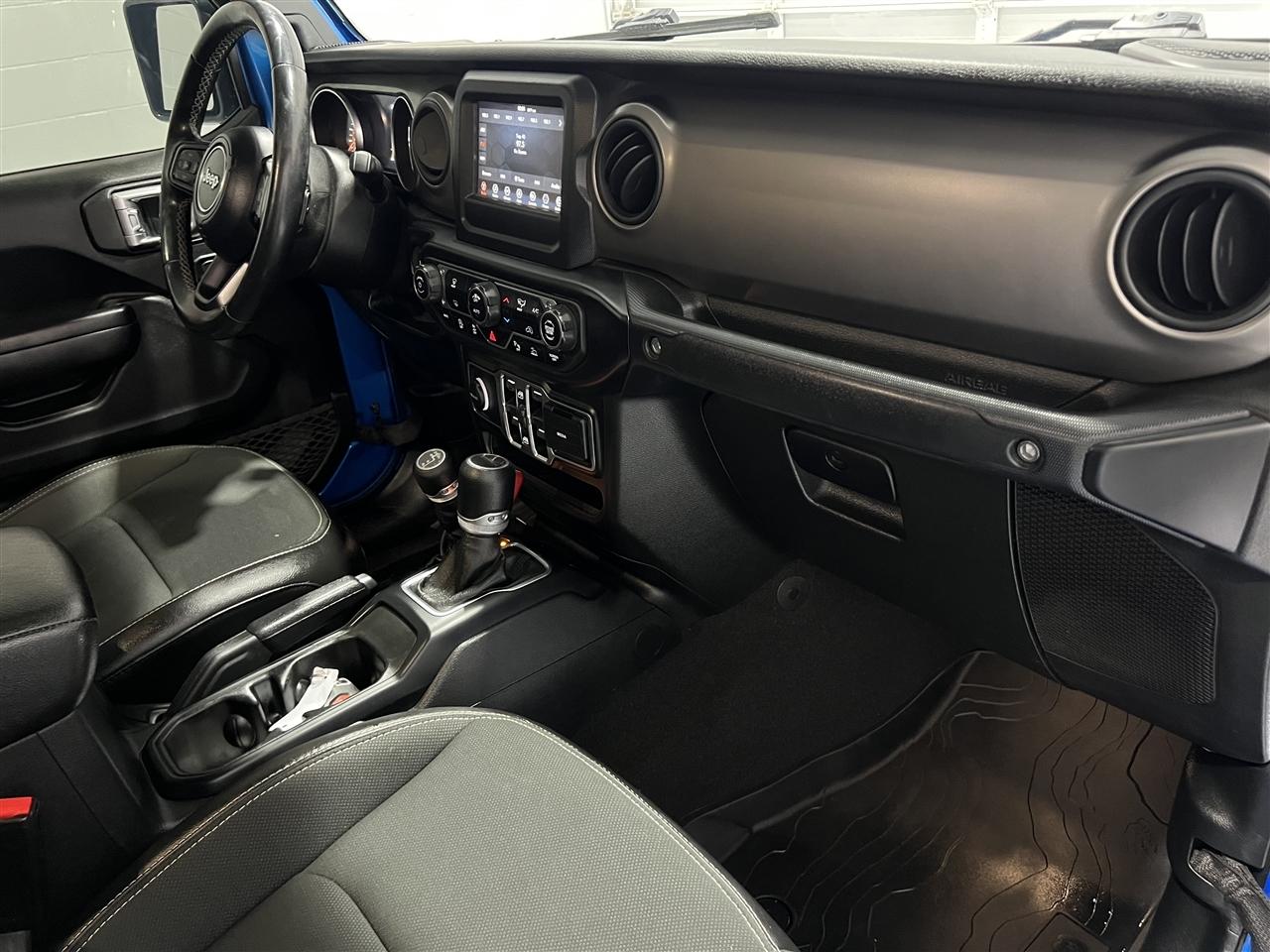 Jeep Gladiator Sport 2021