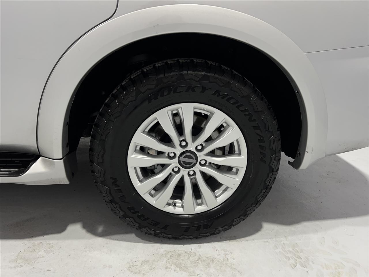 Nissan Armada SV 2WD 2021