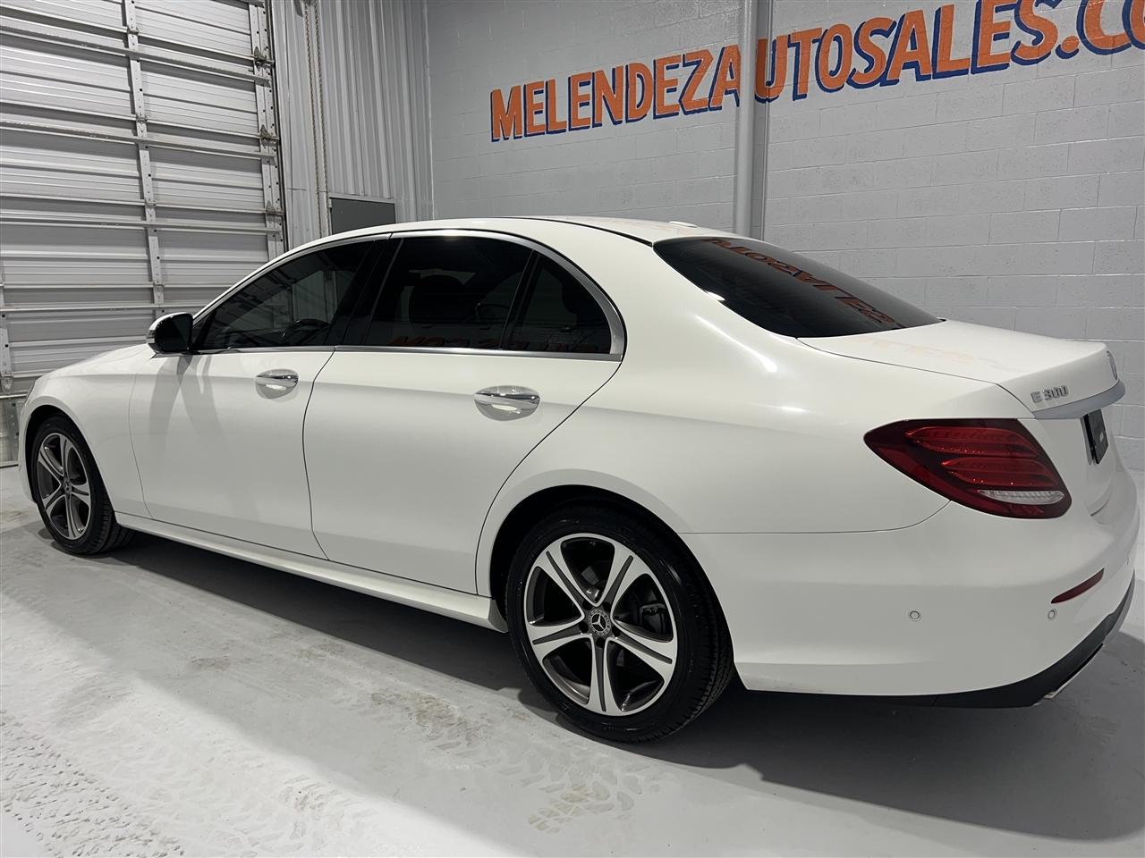 Mercedes-Benz E-Class E300 Luxury 4MATIC Sedan 2019